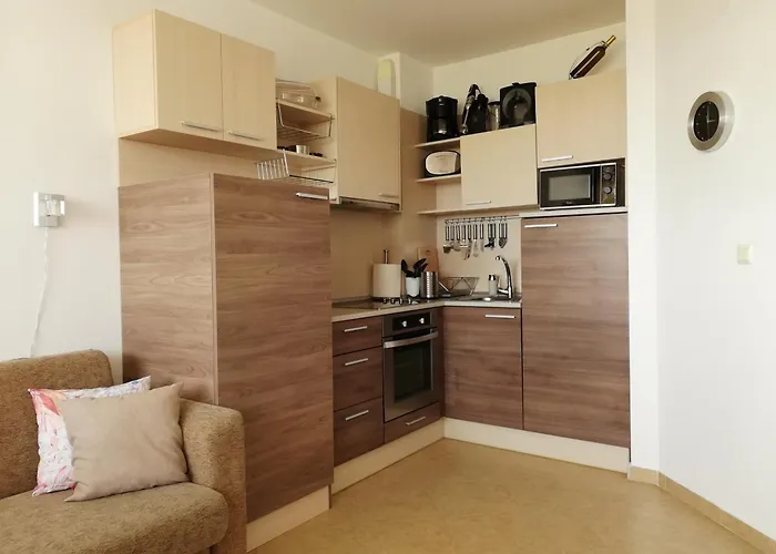 Dea Pasavan Apartments